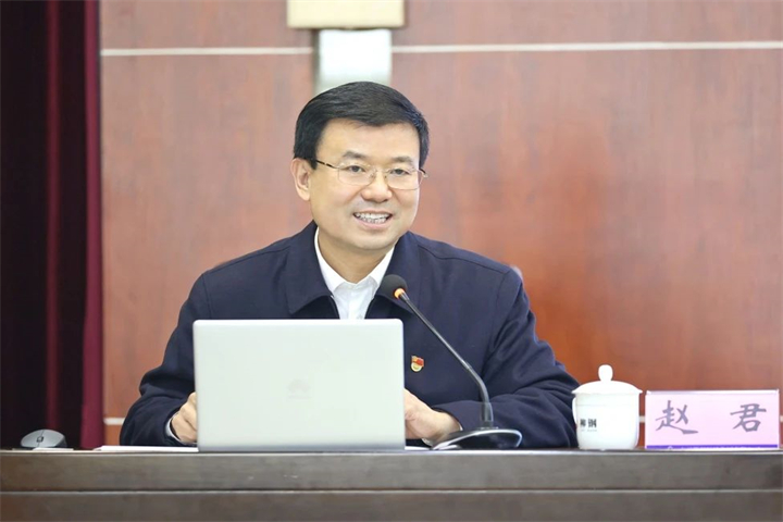 1748257015303532545.jpg 1748257015303532545.jpg