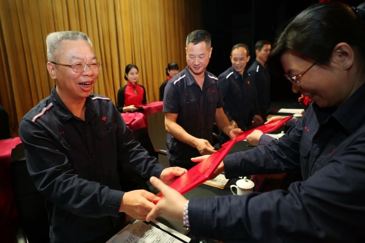 1911952489121341441.jpg 1911952489121341441.jpg